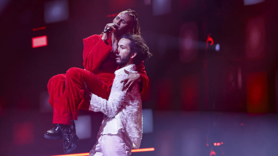 EDSUN Are Looking For A Strong Grounded Male Contemporary Dancer